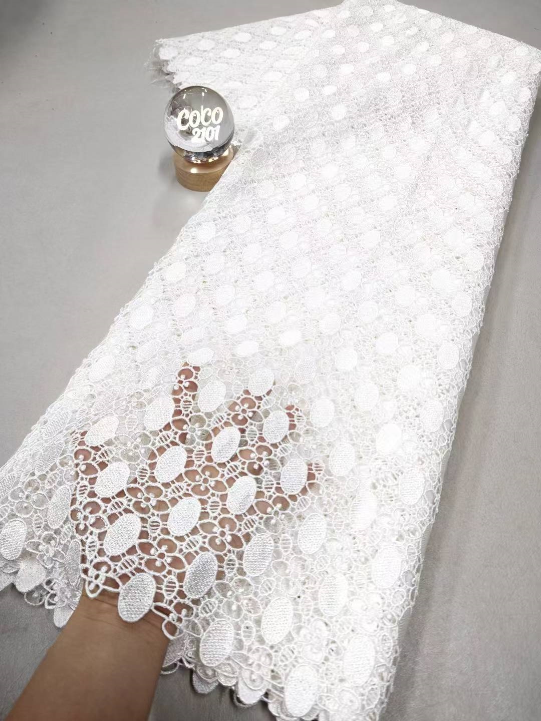2026 High-Quality African Nige - Glitter Tablecloth 评论和价格